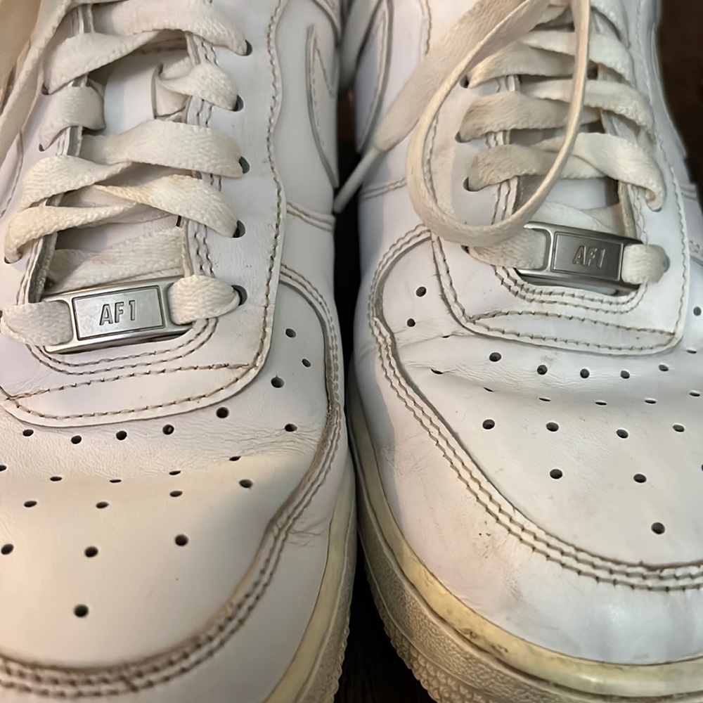 NIKE AF1 shoes still great condition!